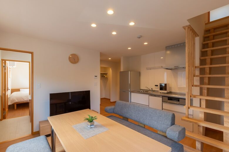 Hakuba Powder Mountain Lodge