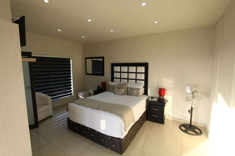 Hotel Naldorado Executive Villa