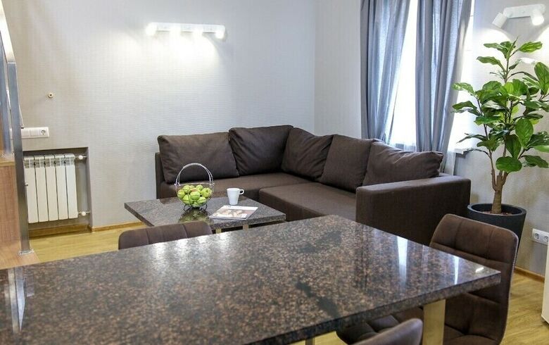 Furor Hotel