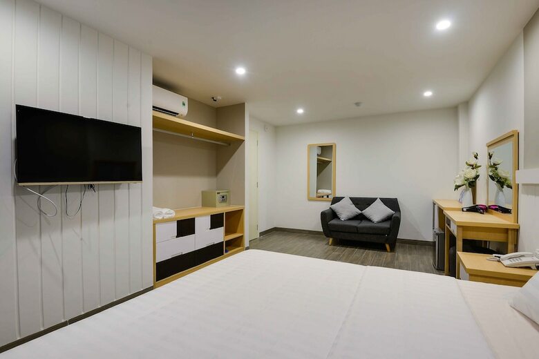 Warm Ways Hotel