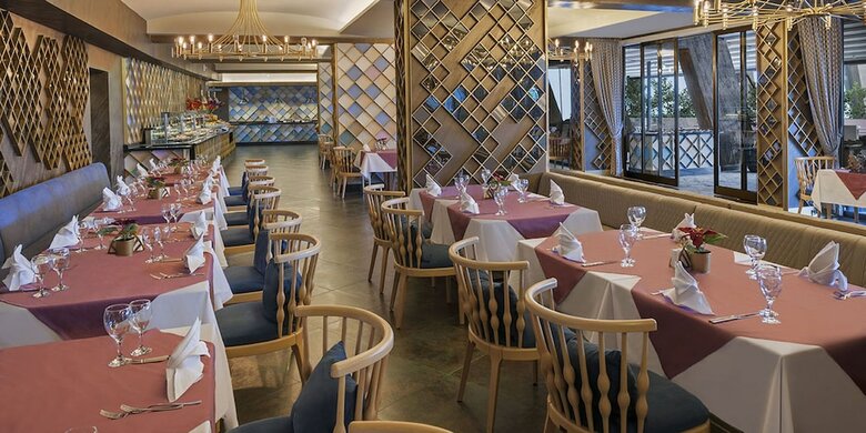 Noah's Ark Deluxe Hotel & Spa - All Inclusive