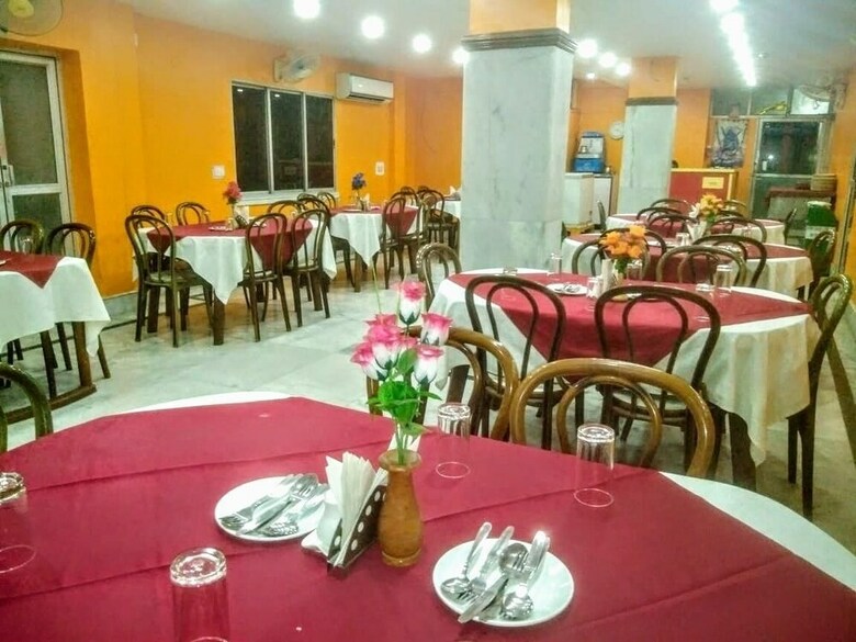 Janata Hotel & Restaurant