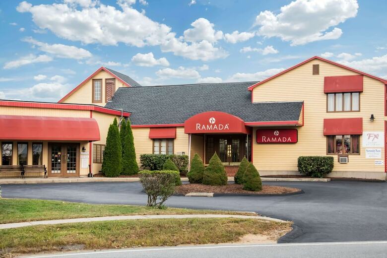 Hotel Ramada By Wyndham Groton