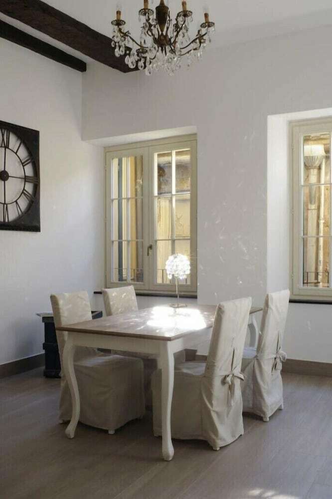 Apartamentos La Superba Rooms & Breakfast