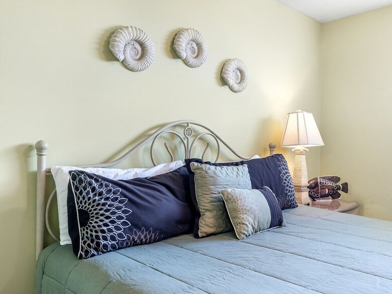 Sugar Beach 329 By Bender Vacation Rentals