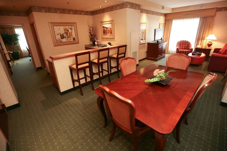 Hotel Embassy Suites Lincoln