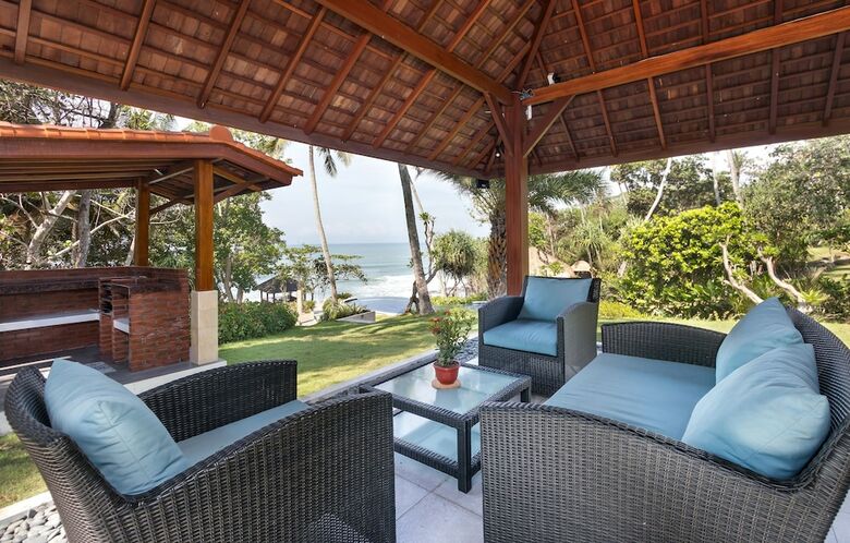 Villa Ronggo Mayang Bali