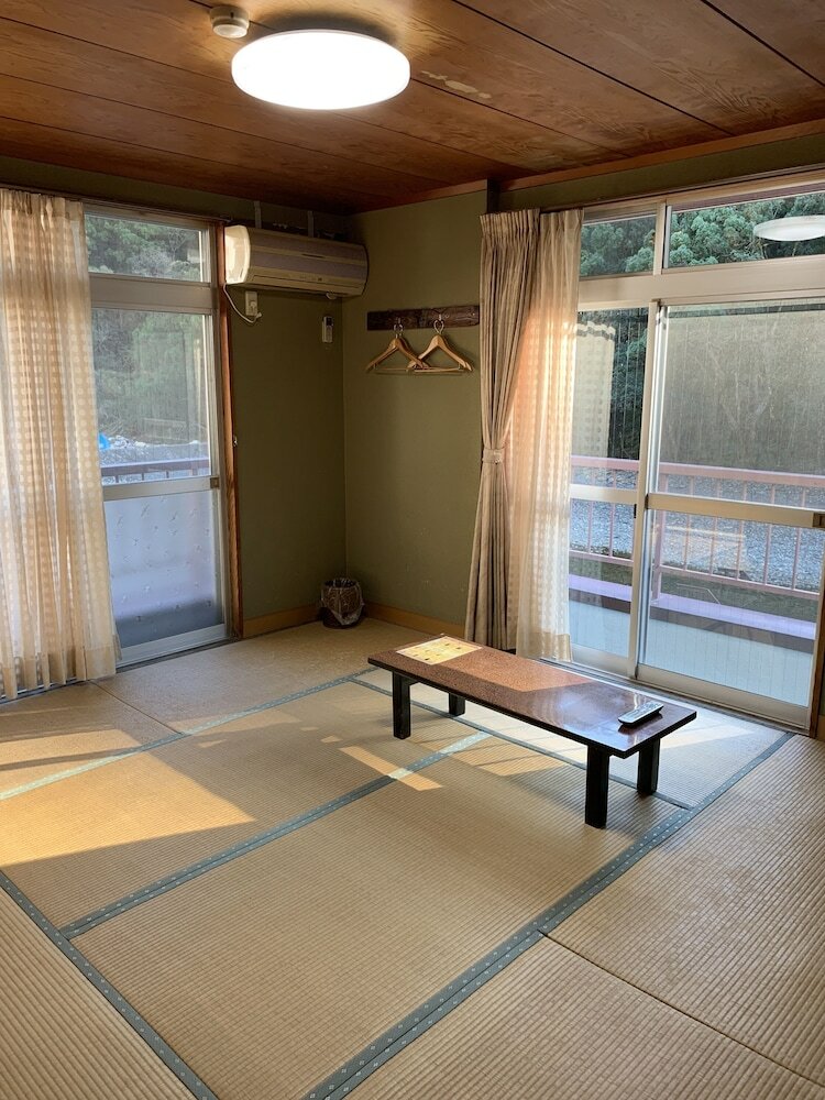 Hotel Kawayu Onsen Minshuku Sumiya