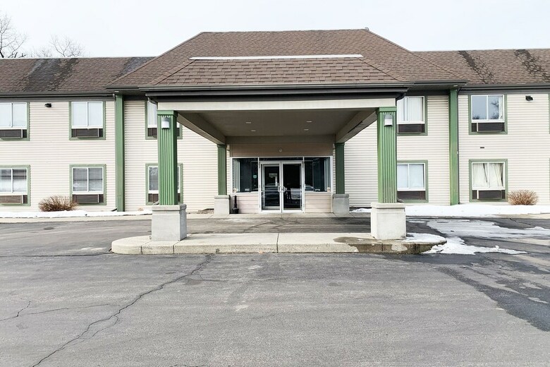 Oyo Hotel Whitehall Mi