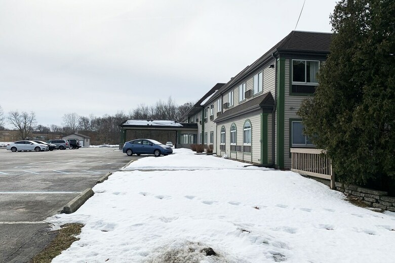 Oyo Hotel Whitehall Mi