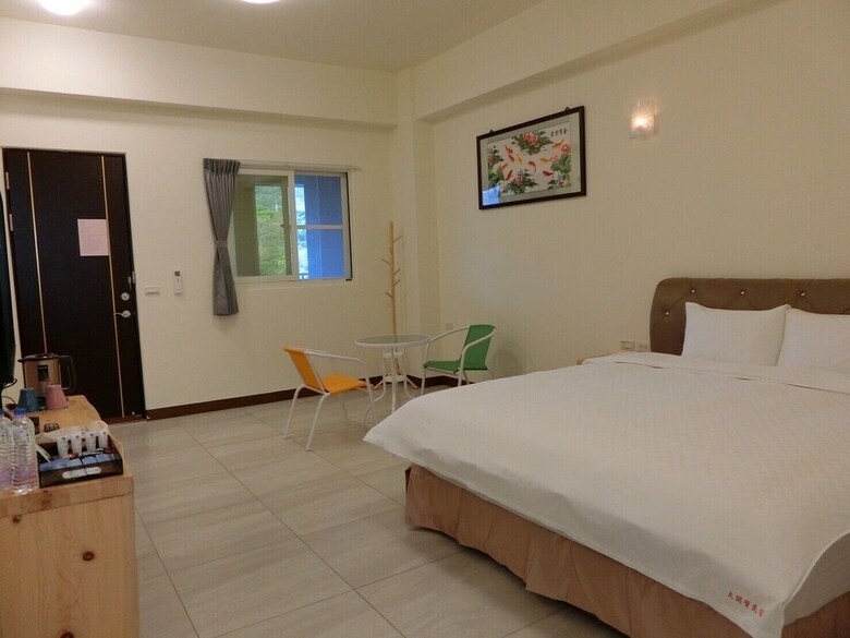 Bed & Breakfast Taitung Crabs House