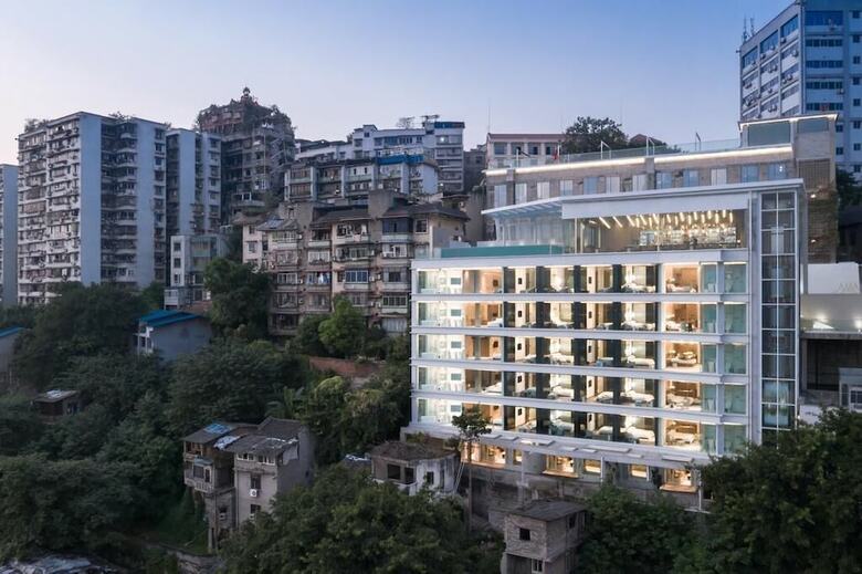 Hotel Mont Mirage