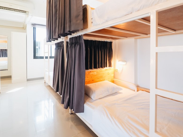 Hostal Loyy Hotel - Hostel
