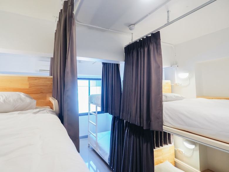Hostal Loyy Hotel - Hostel