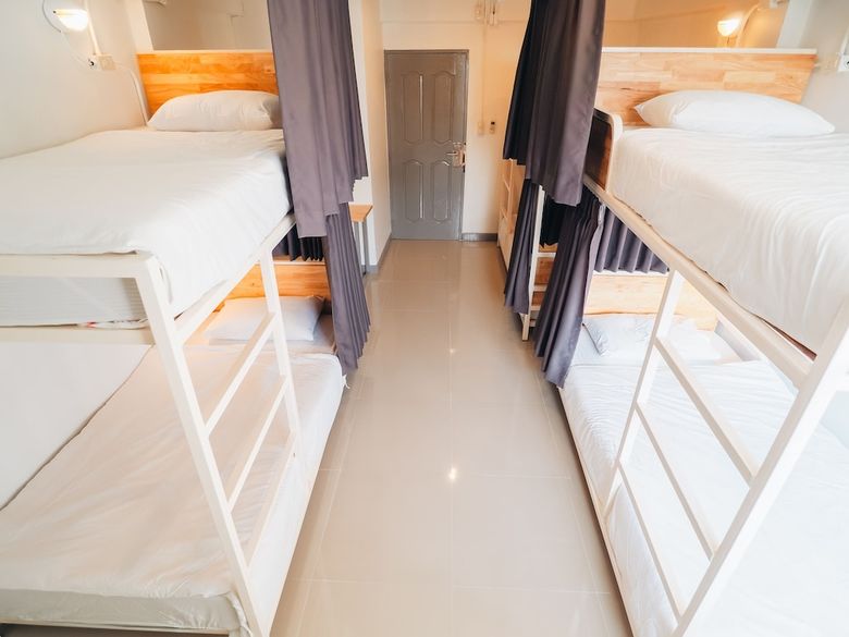 Hostal Loyy Hotel - Hostel