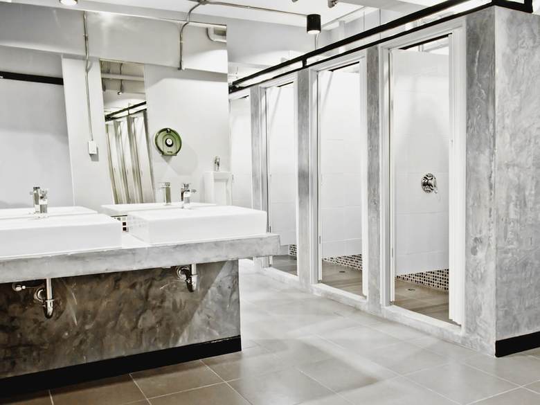 Hostal Loyy Hotel - Hostel