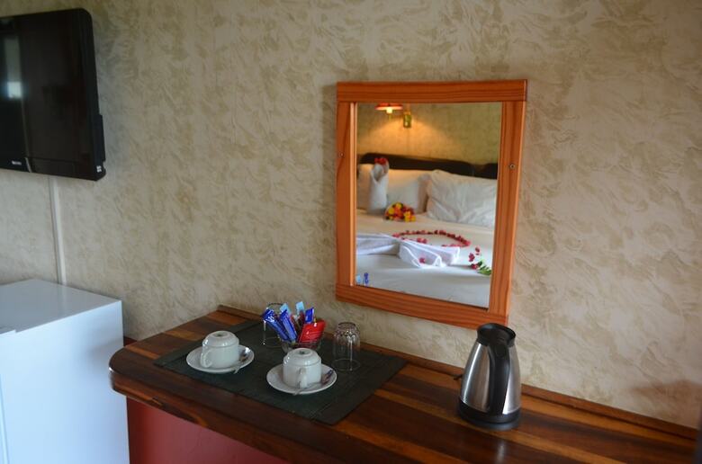 Sedia Riverside Hotel