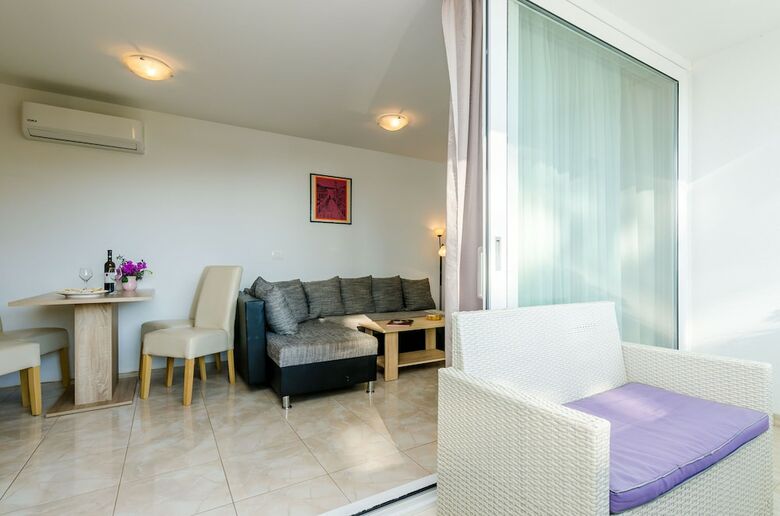 Apartments Maurora