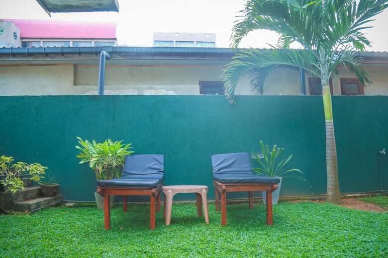 Hotel Hasaranga Holiday House