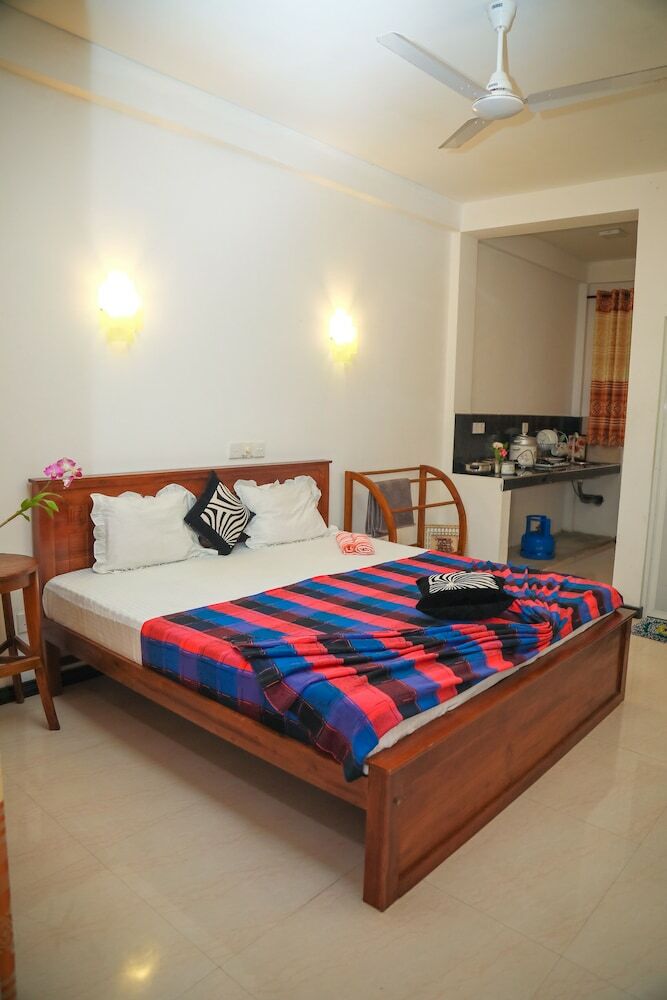 Hotel Hasaranga Holiday House