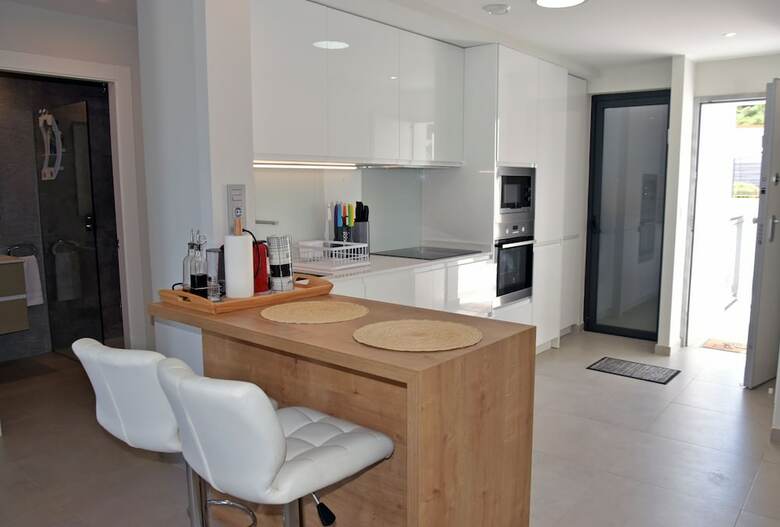 Apartamentos Apto de Lujo En La Playa Con Piscina (#6)