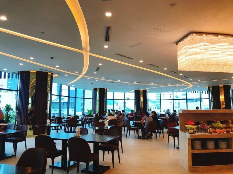 Regalia Gold Hotel