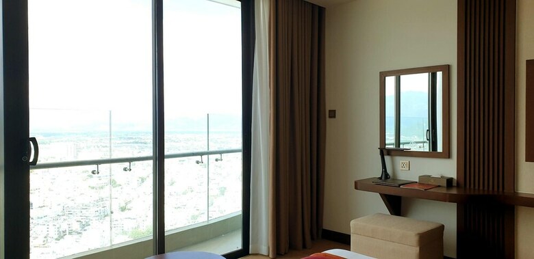 Regalia Gold Hotel