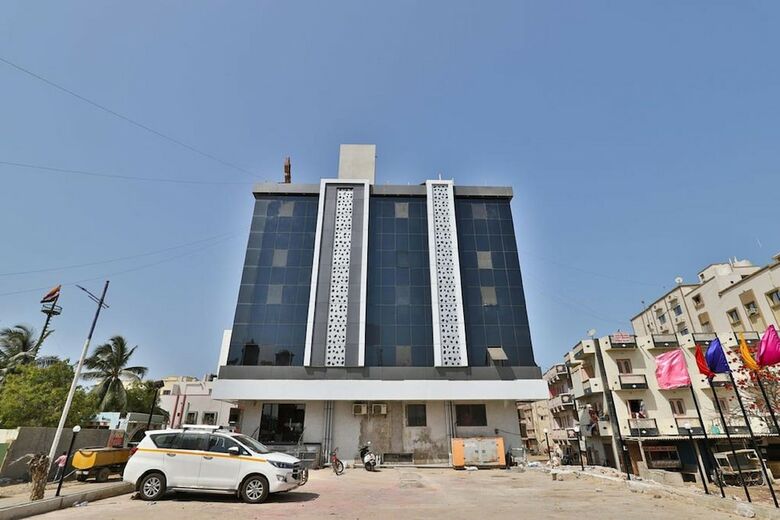 Hotel The Grand Krishna Inn