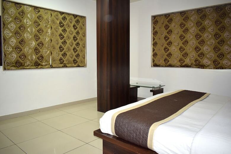 Hotel The Grand Krishna Inn