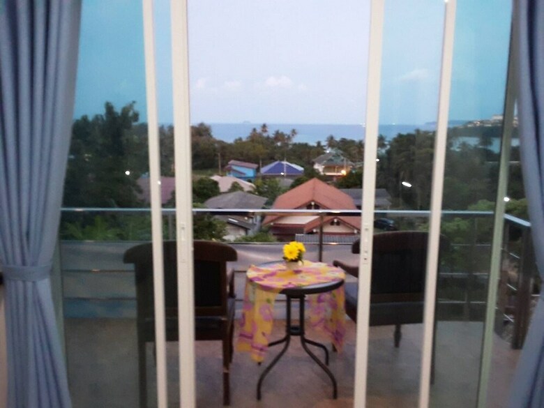 Hotel Sea View Panwa Cottage Hostel