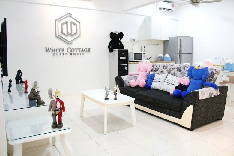 Hotel White Cottage Guest House