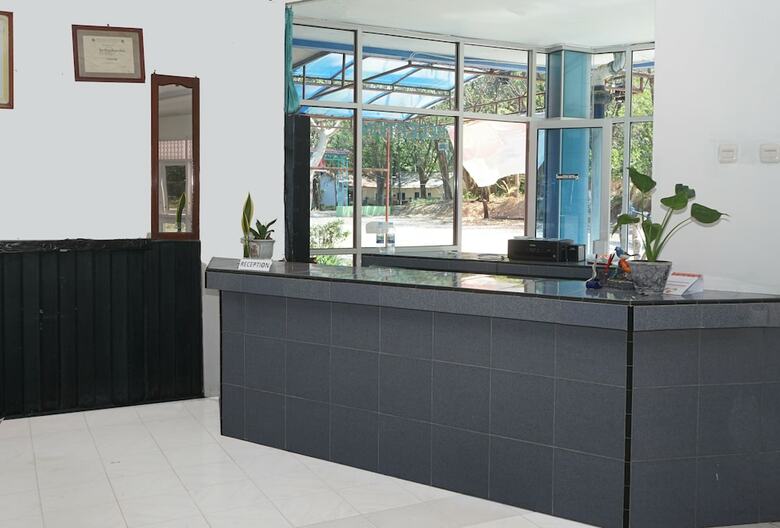 Oyo 1148 Pelangi Hotel New Teluk Uber