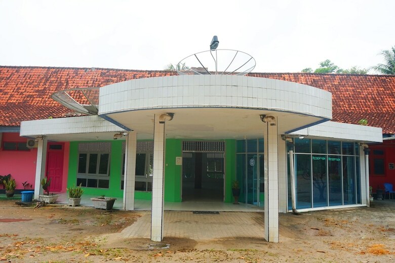 Oyo 1148 Pelangi Hotel New Teluk Uber