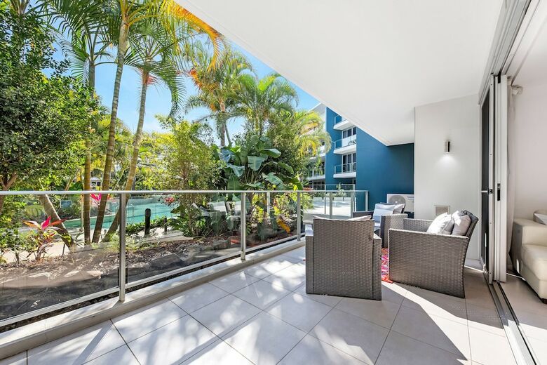 Apartamentos Poolside View