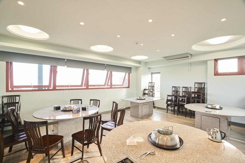 Bed & Breakfast First Shanhai Hotel