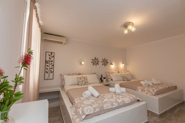 Naxos Enjoy Apartments