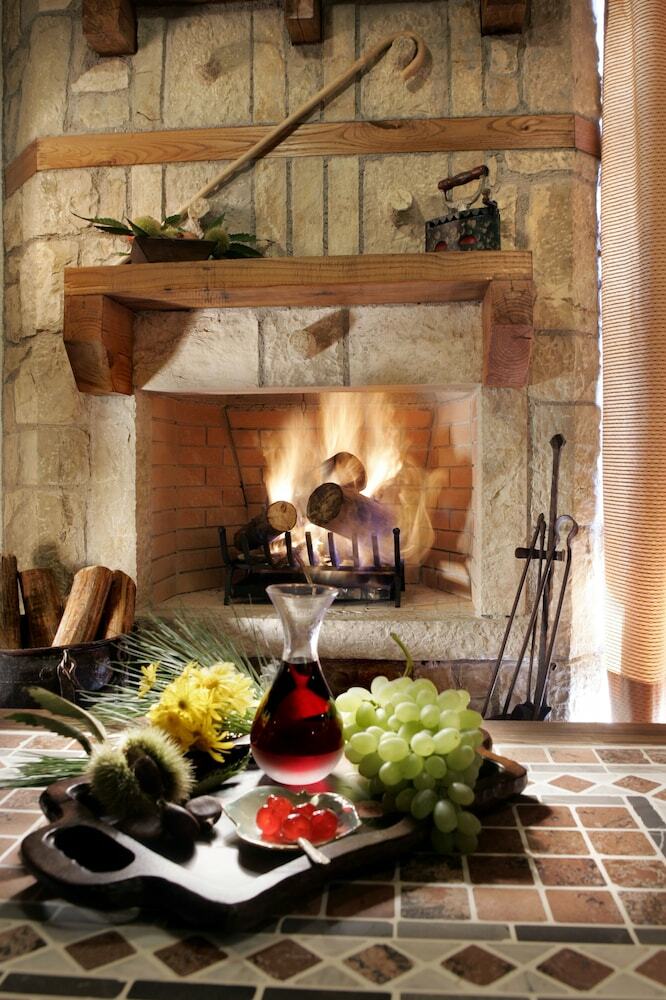Hotel Abeliona Retreat