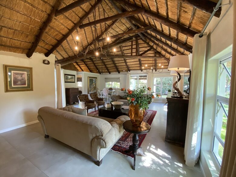 Hotel Eden Retreat