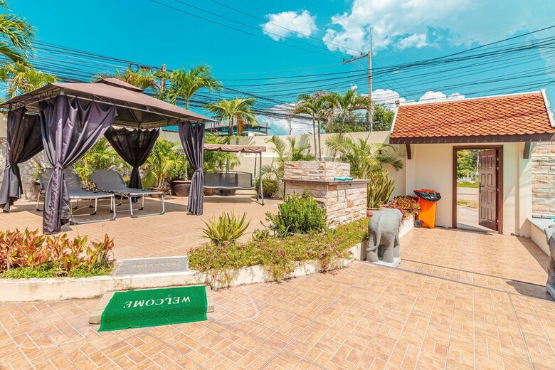 Baan Kanittha - 4 Bedrooms Viewbor Villa