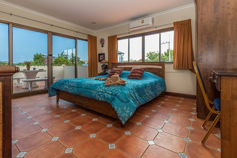 Baan Kanittha - 4 Bedrooms Viewbor Villa