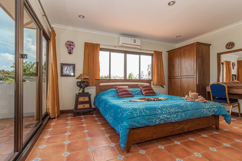 Baan Kanittha - 4 Bedrooms Viewbor Villa