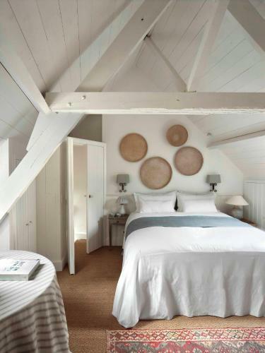 Rustic Private Cottage With 2 King Beds In Old Centre - Groeninghe