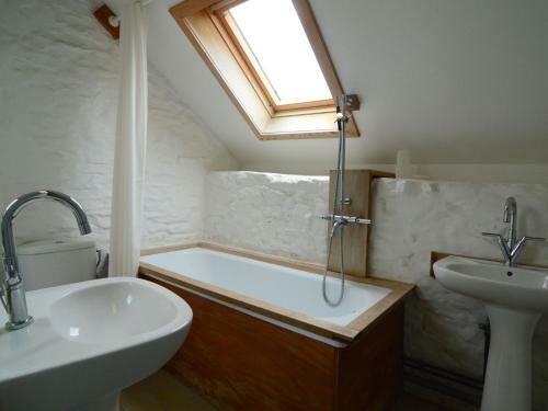 Lodge Holiday Home Le Grand Gite De Laval Ferrieres