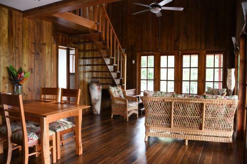 Vanilla Hills Lodge