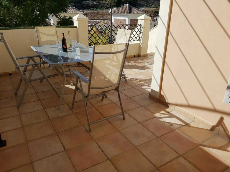 Residencia Modern 2 Bedroom Holiday Home