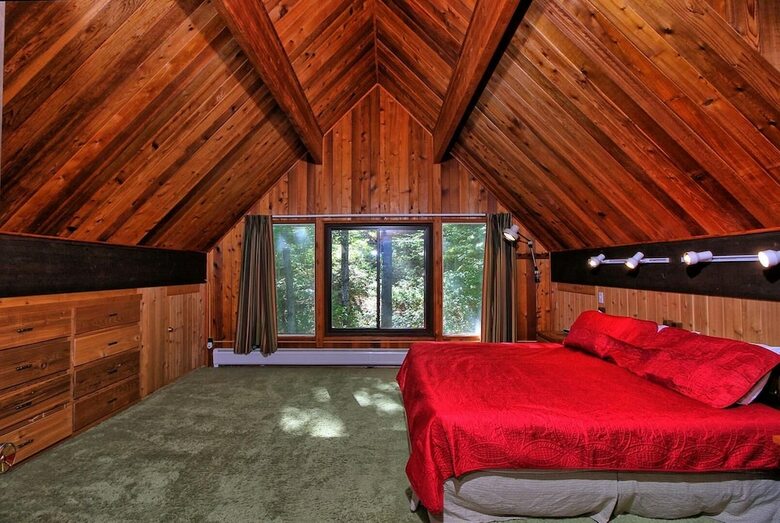 Cabana Mountainside Lodge