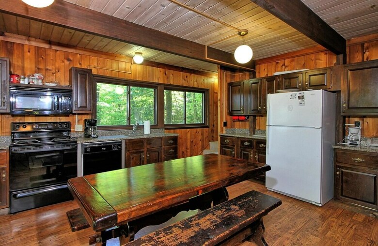 Cabana Mountainside Lodge