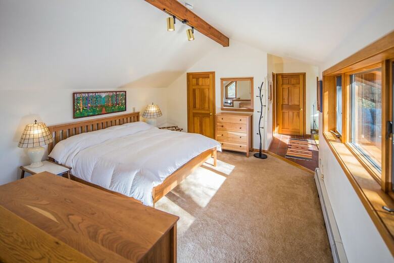 Hostal Lakewood Lodge