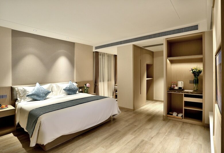 Lvgu Jinglan Hotel