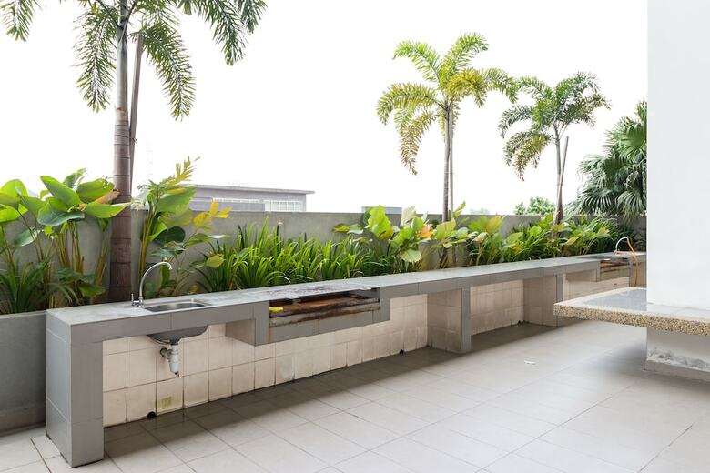 Apartamentos Boulevard Service Suites At Jln Kuching